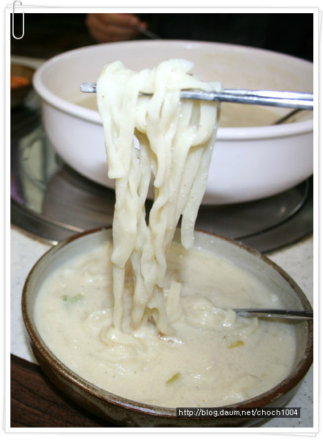 들깨칼국수 이미지