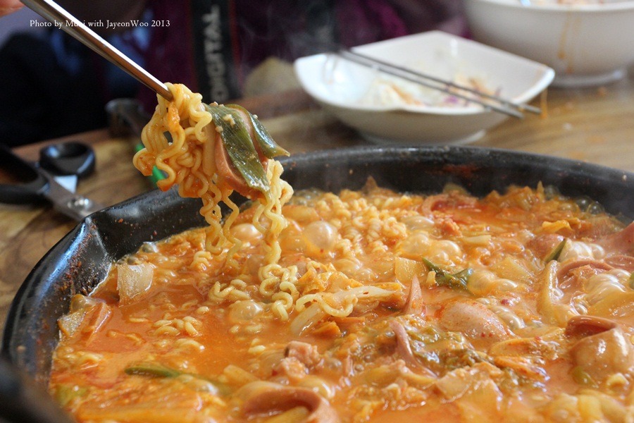 송탄부대찌개 이미지