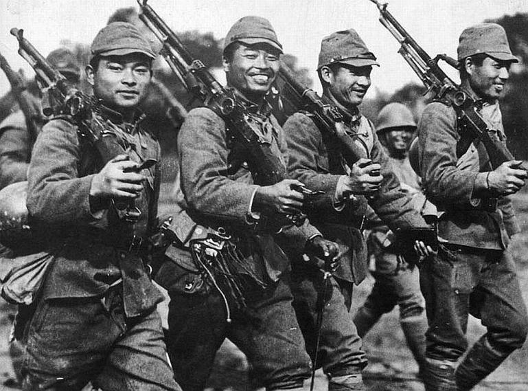 2-ww2-japanese-military-soldiers