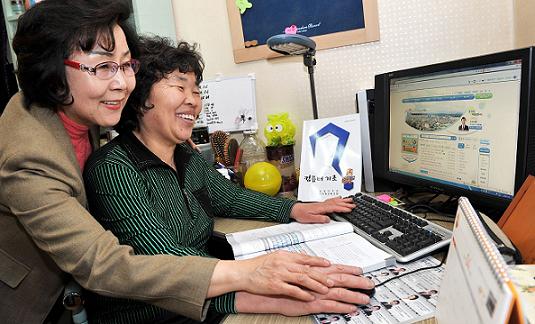 실버컴퓨터 이미지