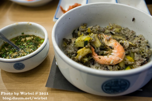 건강을 생각하는 영상솥밥 윌벵구이 전문점