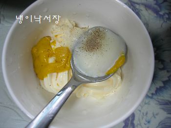 입맛 없는 요즘~상큼발랄한 양상추 산딸기 샐러드