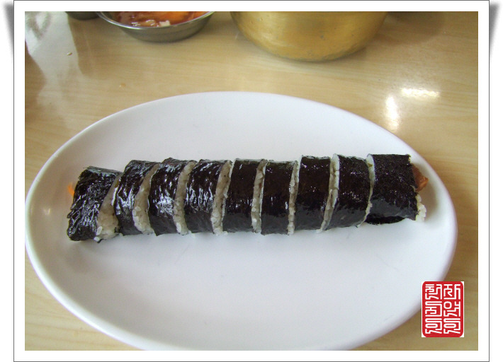 잔치집국수 이미지