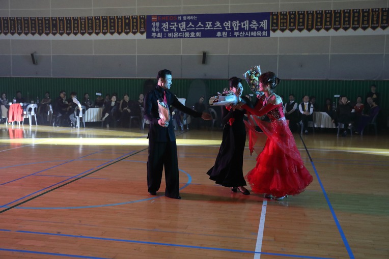 전국댄스스포츠연합대축제//구경서&김순임