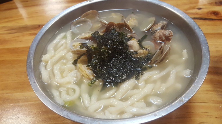 산동칼국수 이미지