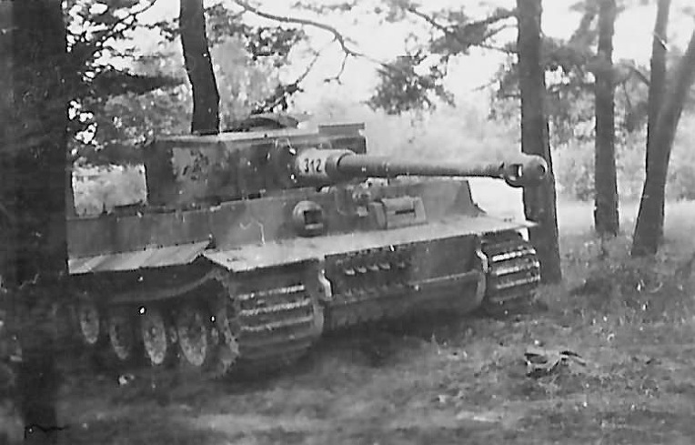 동부전선 독일 505 중전차 대대 312번 E형 타이거-1 전차 Eastern Front German Tiger-1 Ausf. E Schwere Panzer-Abteilung 505 tank No 312