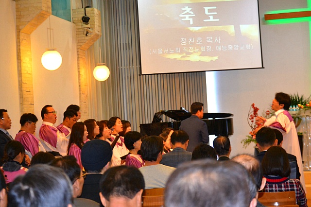 더블클릭을 하시면 이미지를 수정할 수 있습니다